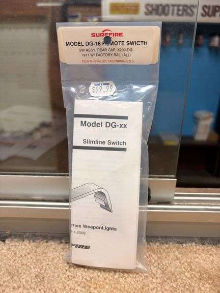 SureFire Weapon Light Grip Switch (1911 w/Factory Rail) DG-18 image