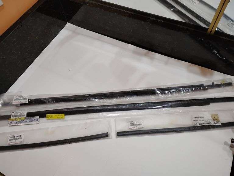 2 Windshield Moulding Toyota Part#75532-35010, 07-14 FJ Cruiser, 2 Front Door Window Weatherstrip Toyota Part #68161-35073 & 68162-35073 image