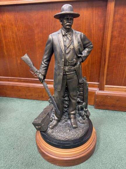RARE Piece Set! Only 1 of 2 that Exists! “The Marshal” Bronze Statue by Rick Terry 2003 image