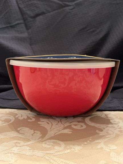 NEW Summer Oasis 4-pc Enameled Steel with Plastic Lids Mixing Bowl Set image