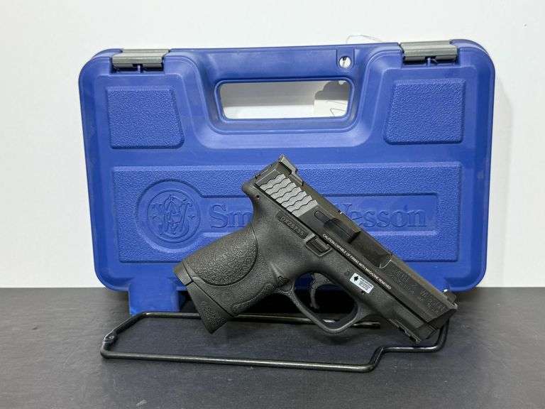Smith & Wesson  9mm  M&P9C  SN:DXZ5735 image