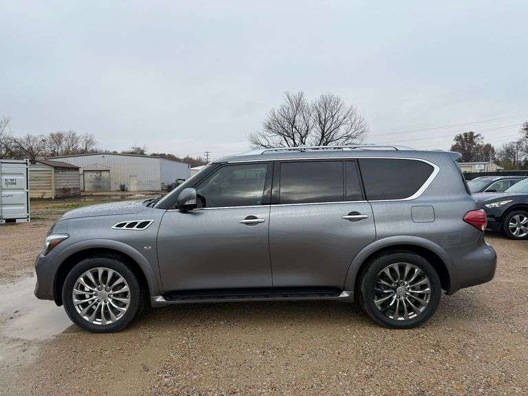2015  INFINITI  QX80 image