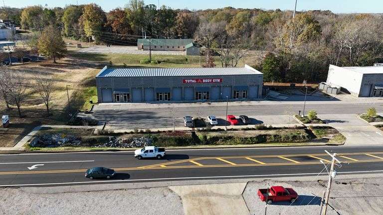 8975 HWY 178, Olive Branch, Commercial Building image