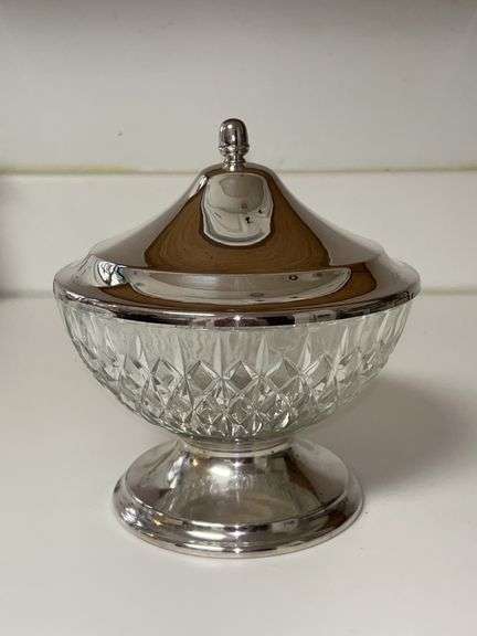 Vintage clear glass and silver plate lidded condiment or sugar bowl…..6”D x 7-1/4 tall to top of lid image