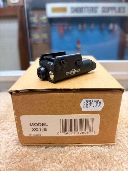 SureFire XC1 Ultra-Compact LED Handgun Light XC1-B image