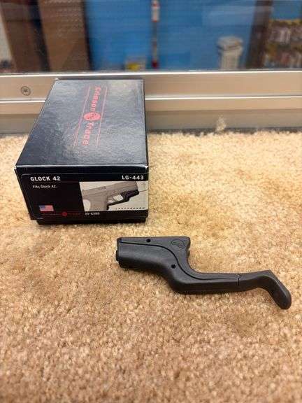 Crimson Trace LaserGuard Glock 42, Red Sight LG-443 image