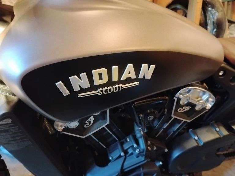 2019  INDIAN MOTORCYCLE  Scout Bobber ABS Just a gorgeous bike. Apprx. only 484 miles,  runs great. Currently running open pipes. Please see following lots for numerous accessories, specifically lot#26 for new pipes. Riders Manual and Service Manual. Original retail apprx. $13,000. If you have any questions please call. image