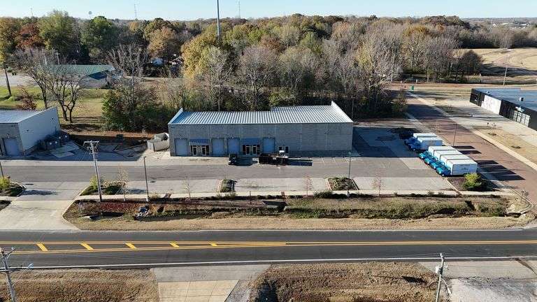 8963 HWY 178, Olive Branch, Commercial Building image
