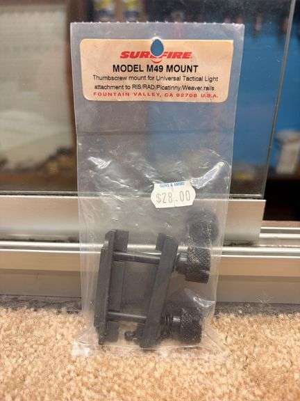 SureFire Thumbscrew Mount for Universal Tactical Light (RIS, RAD, Picatinny, Weaver rails) M49 image
