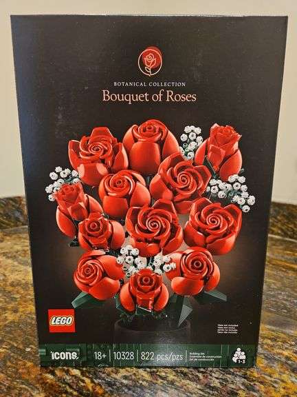 NIB LEGO Icons Botanical Collection Bouquet of Roses #10328... image