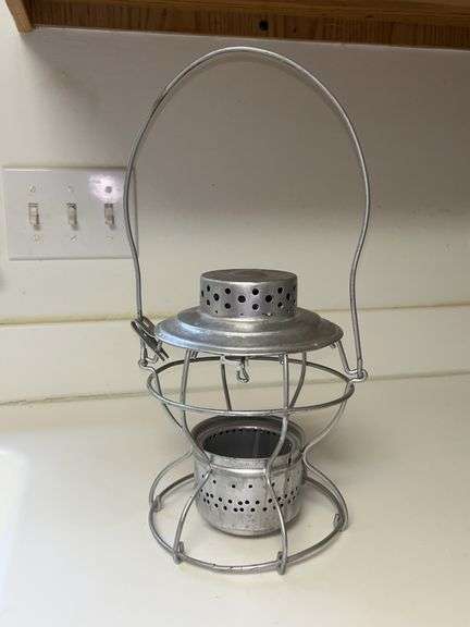 HANDLAN St. Louis Railroad Lantern (no globe) image