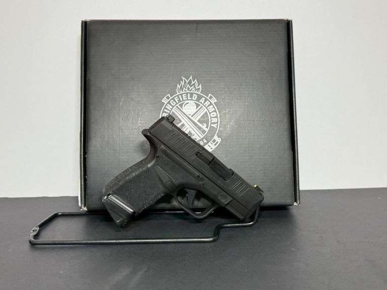 Springfield  9mm  Hellcat with Red Dot  SN:BA725861 image