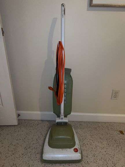 Vintage Hoover Upright Vacuum…..does power up but motor is loud when running image