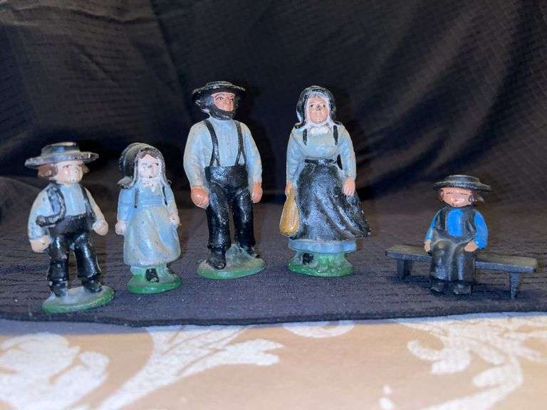 Vintage John Wright Painted Cast Iron Amish Family…..2-1/2 to 4-1/2” tall image