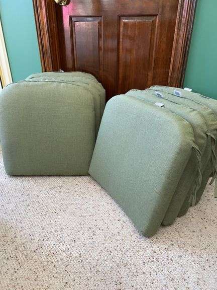 Set of (4) Hampton Bay seat cushions and backs…..each set has 2 pieces….19-1/2 x 21 image
