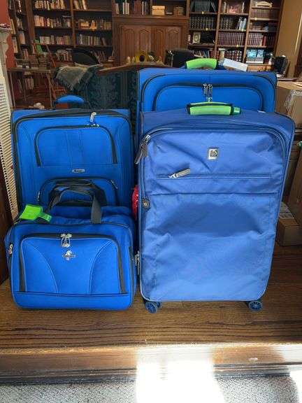 (4) pieces of varying size luggage….from carry-on size to large travel size…..Atlantic, Delsey and TravelPro brands image