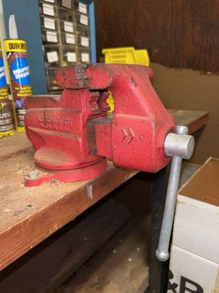 Craftsman Bench Vise 506-51801 Swiveling Anvil With 3 1/2 Inch Jaw….MUST BRING TOOLS TO REMOVE FROM SHOP TABLE image
