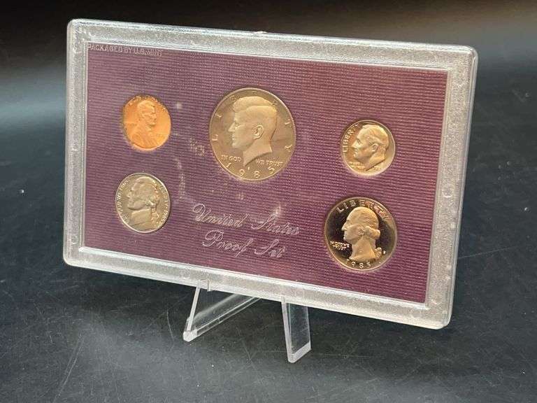 1985 United States Proof Set in original box….protective case has scratching image
