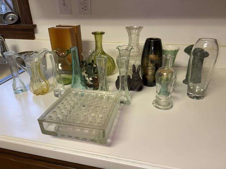 Grouping of vases in various styles, colors and sizes…..possible chipping on some, not all were checked image