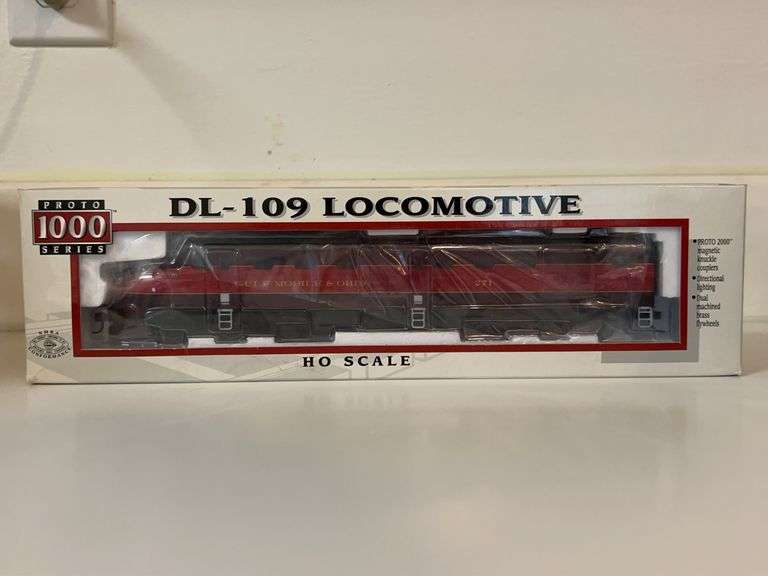NIB HO Scale DL-109 Locomotive - Proto 1000 Series -GM&O #271 image