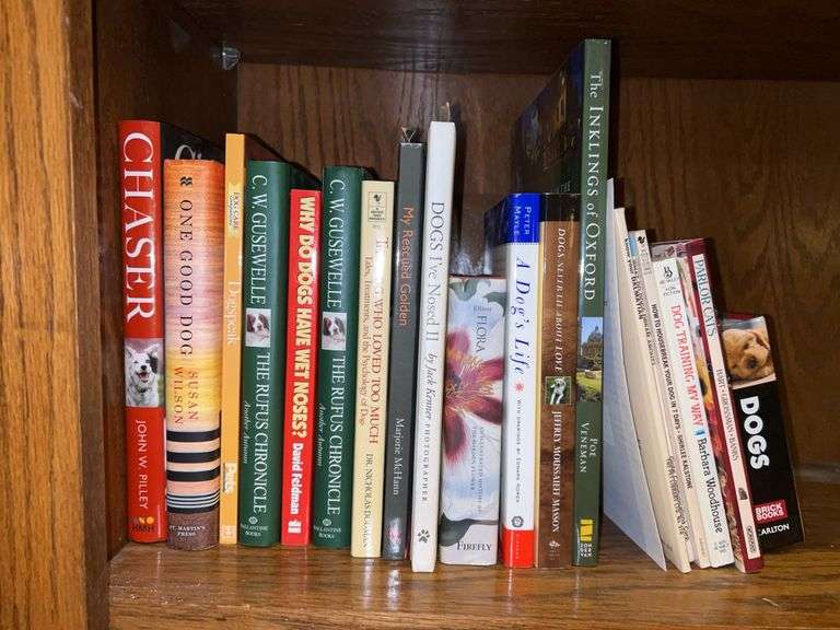 Shelf of books about dogs image