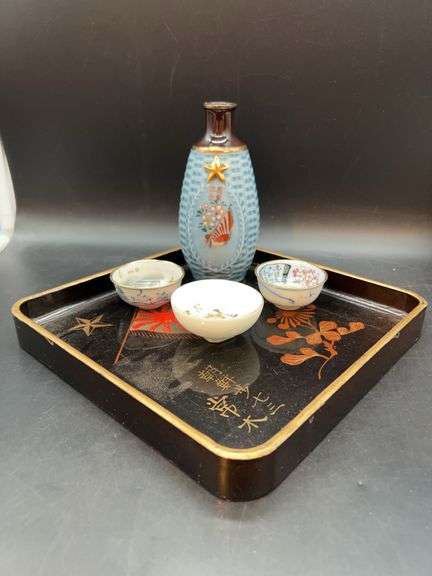Historic Saki set - captured in a Japanese Cave on Iwo Jima in mid-March 1945. Set is from the grandson of the American soldier who captured it. Please see image of story of authenticity. image
