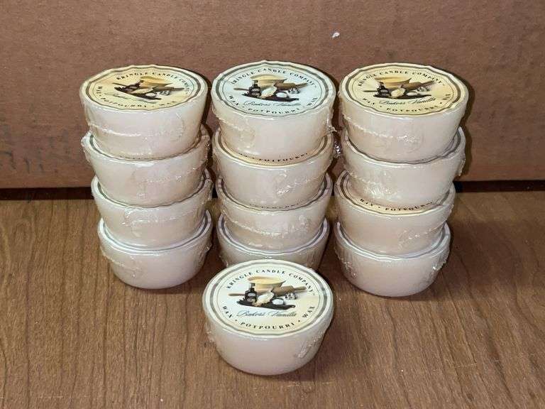 Set of (13) Kringle Candle Company Wax Melts…..Baker’s Vanilla scent image