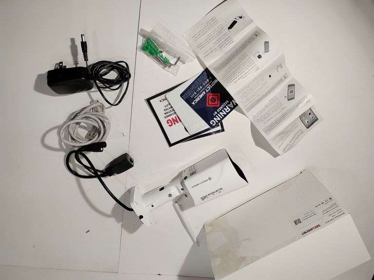 Exterior Wireless Camera SECURENET Model SN-750EF1, new in box, untested image