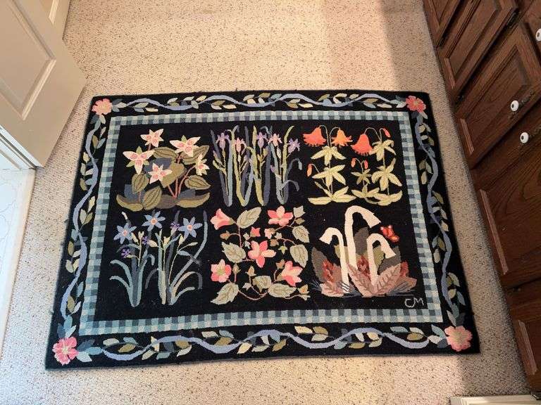 Bright and colorful Claire Murray area rug…..46 x 61…..design N87….needs vacuumed image