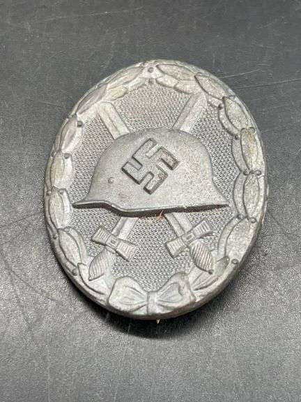 WWII German Wound Badge….Silver with Solid Back and Die Struck image