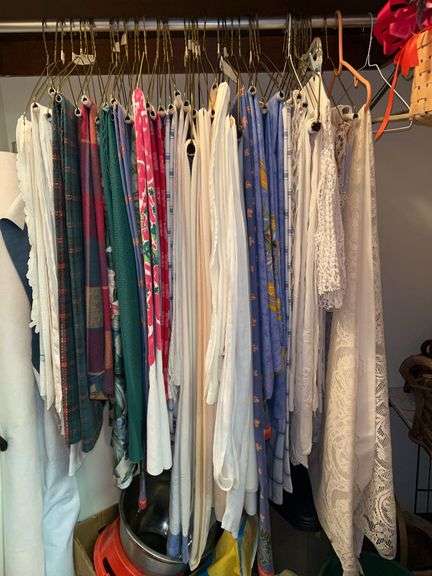 Nice grouping of various size table linens…..staining on some image