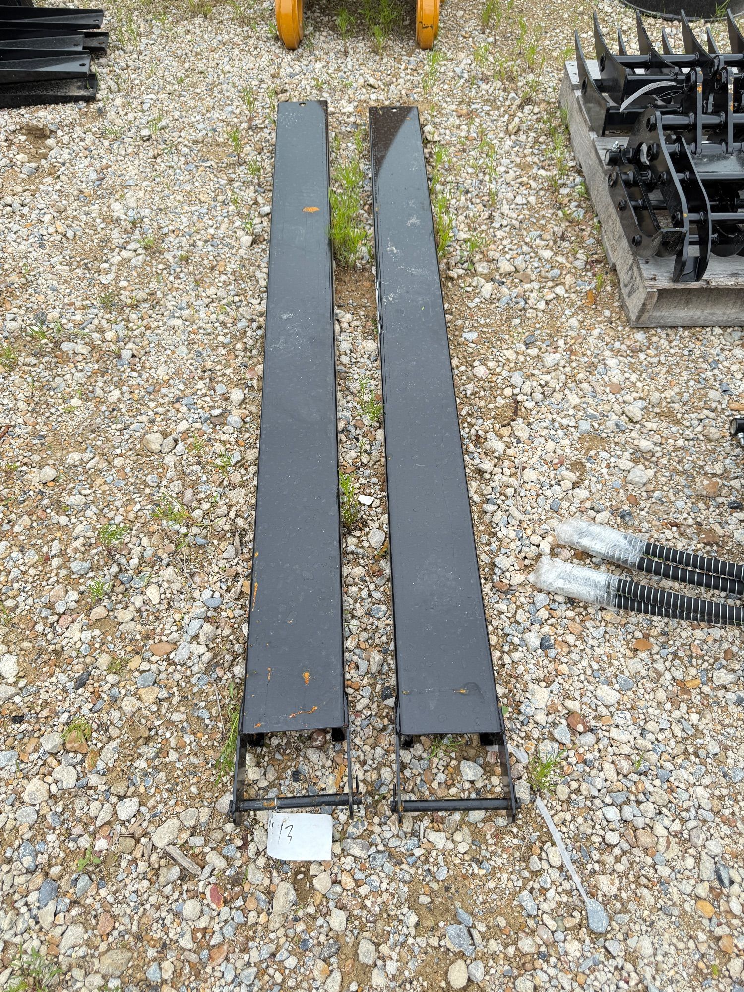 Lot image 2