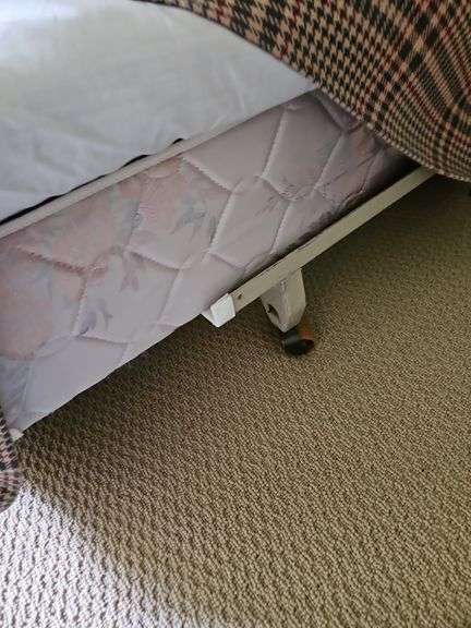 Pair of twin beds INCLUDES EVERYTHING IN PICS RELATED TO BEDS...