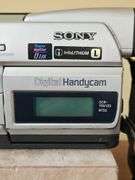 Sony Digital8 handicam model DCR-TRV120 w/battery & charger UNTESTED...