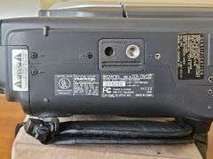 Sony Digital8 handicam model DCR-TRV120 w/battery & charger UNTESTED...