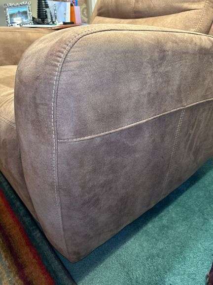 Flexsteel Industries tan microsuede power rocker recliner with adjustable head rest and USB port on side…..in really good condition, only 1 small stain found and chair is fully functional…..37 x 22-1/2 x 19 tall to seat (49 tall overall)