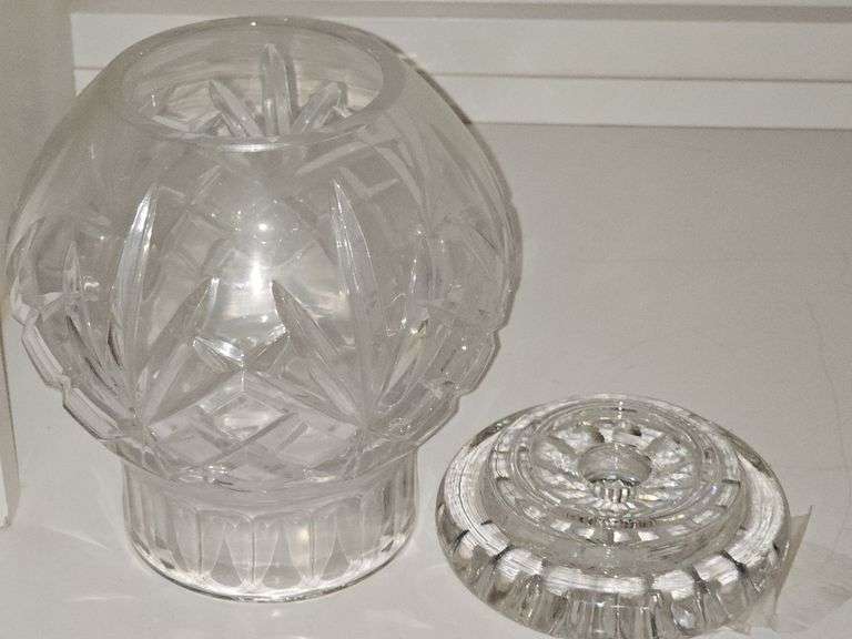 Beautiful Crystal candle holder. Can use tapers or pillars. Total of 7.75 in tall (two pieces).