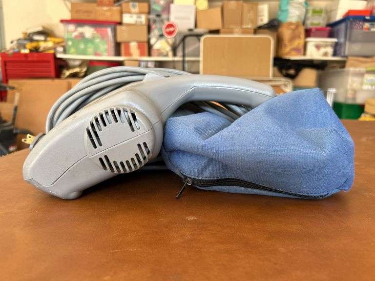Electrolux Little Lux II Hand Held Vac in working condition
