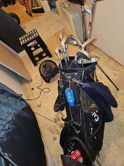 Callaway Big Bertha golf clubs and bag. See all photos for further information.