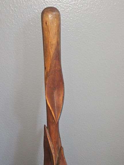 Beautiful vintage handcrafted unique sculptured art piece/walking stick ~ 35"