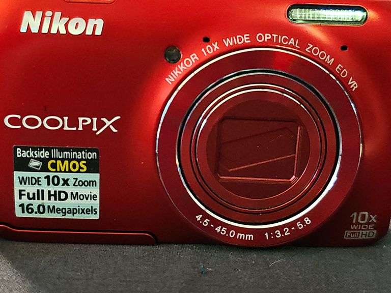 Nikon Coolpix 16 megapixel digital camera. No charger. Untested.