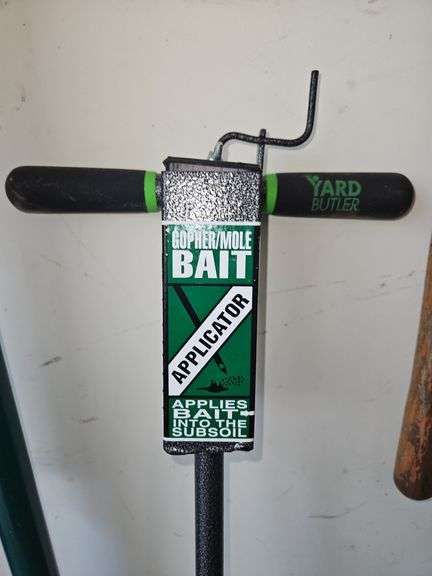 Yard Butler gopher/mole bait applicator PLUS bucket of bait...