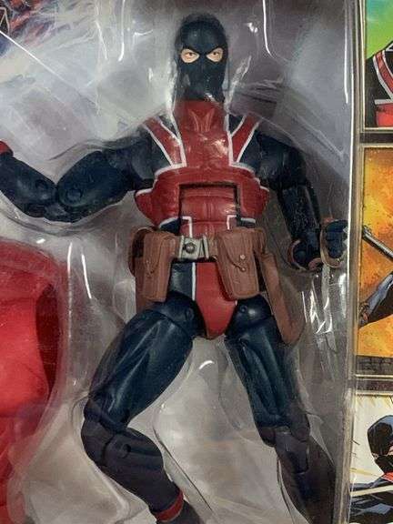 Marvel Legends UNION JACK action figure with Build A Figure Red Hulk Series
