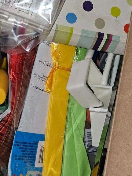 Box of kitchen items.