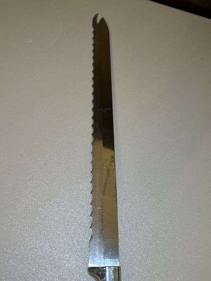 Vintage Triple Ground Carving Knife by Chef’s Choice with original cardboard protector