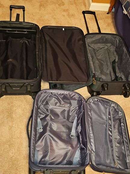 Three rolling luggage pieces. CastleNuovo is 20 in, AF is 22, Ricardo Beverly hills is 21. CastleNuevo and AF are expandable..