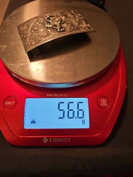 Sterling silver belt buckle for ladies or child size belt. Weight 56.6 grams