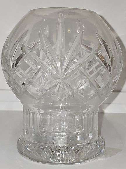 Beautiful Crystal candle holder. Can use tapers or pillars. Total of 7.75 in tall (two pieces).