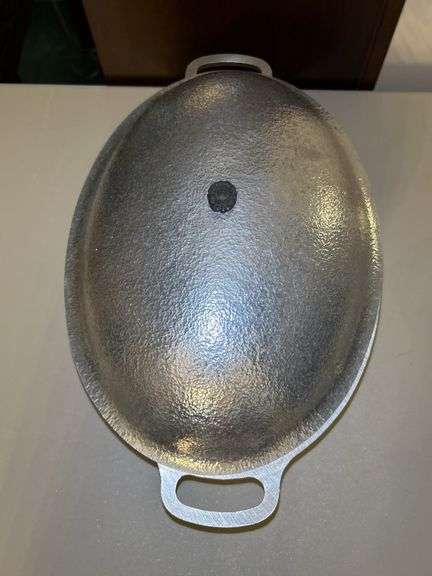 Club Aluminum hammered lidded roasting pot (needs new handle on lid but lots of life left)