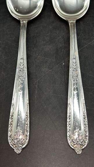 (2) Sterling Della Robbia by Alvin tablespoons and spreader…..52 grams